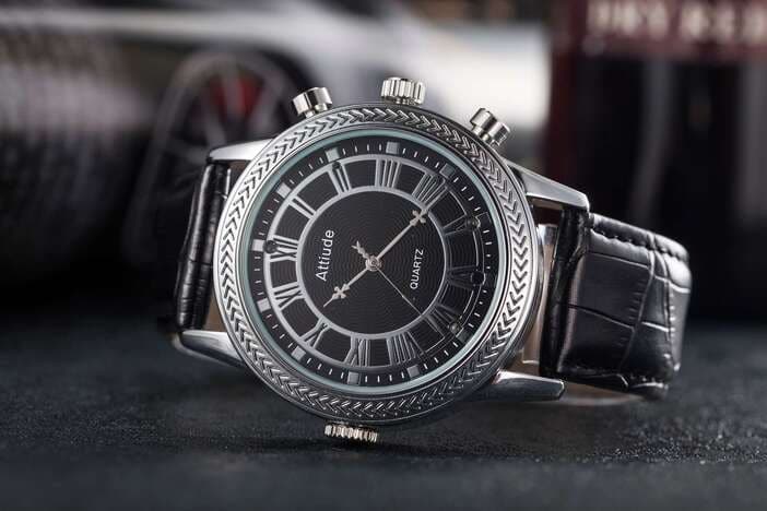 aukstos-kokybes-slapta-kamera-rankinis-laikrodis-32gb-sekimoirangalt-2