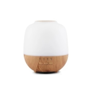 Slapta kamera įmontuota į eterinių aliejų garintuvą difuzorių